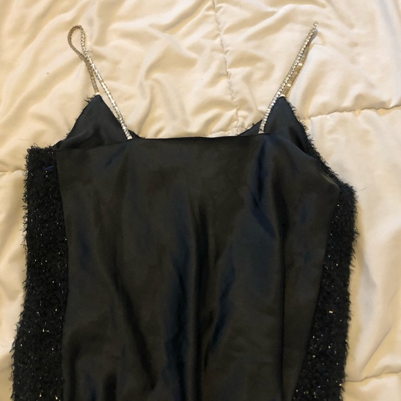 Bedazzled strap tank top - Picture 3 of 5